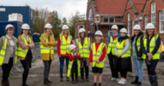 Parents receive sneak peak of Powys’ new flagship primary school